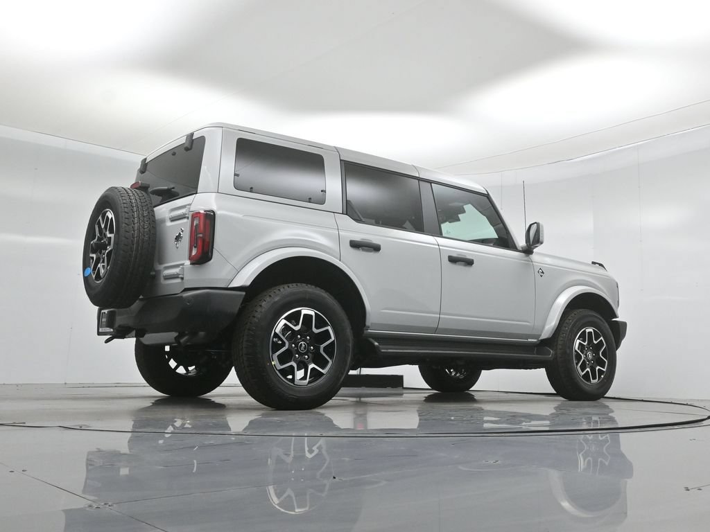 New 2026 Ford Bronco Outer Banks w/ Sasquatch Package AWD/4WD image 46