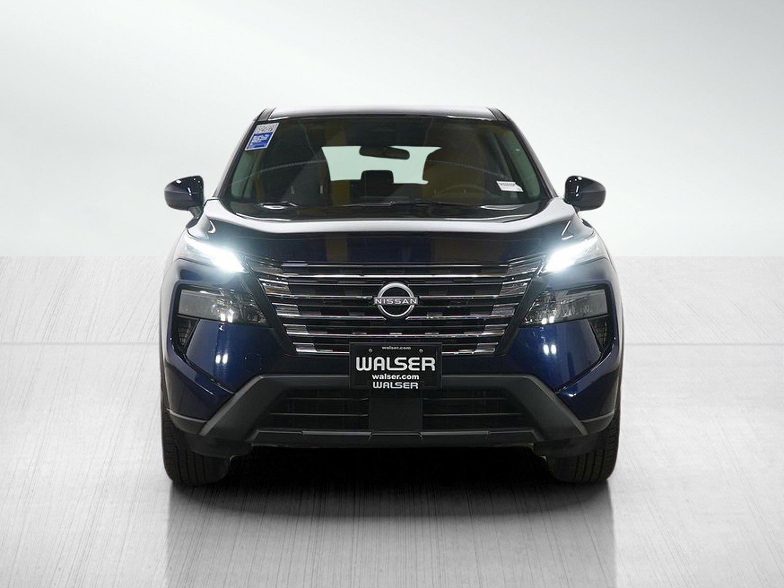 Used 2025 Nissan Rogue SV image 8