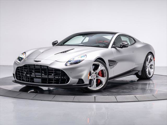 Used 2025 Aston Martin Vanquish RWD image 6