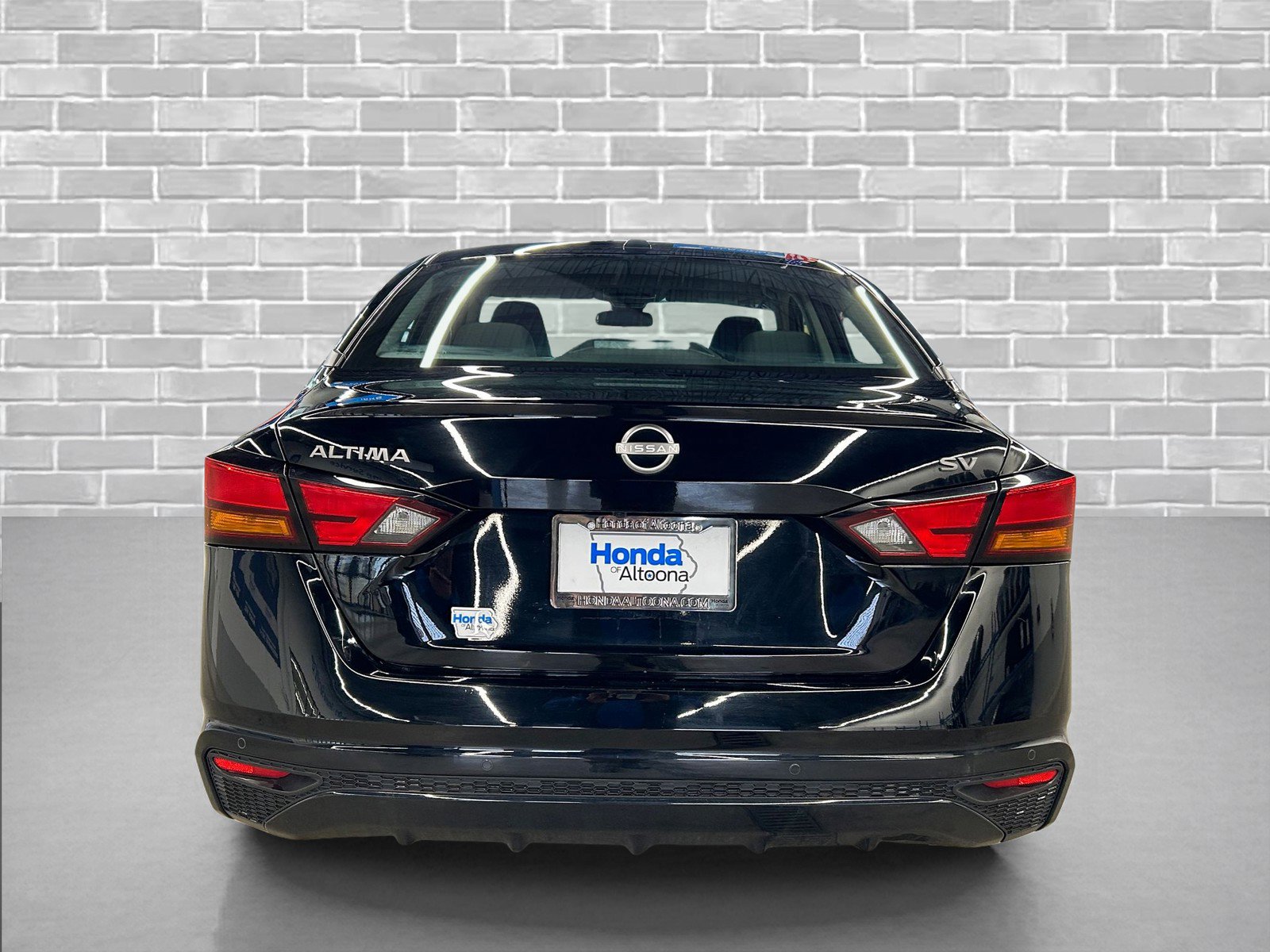 Used 2024 Nissan Altima 2.5 SV image 4