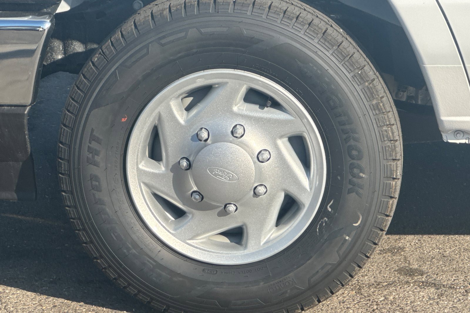 New 2026 Ford E-350 and Econoline 350 Super Duty w/ Power Equipment Group image 23