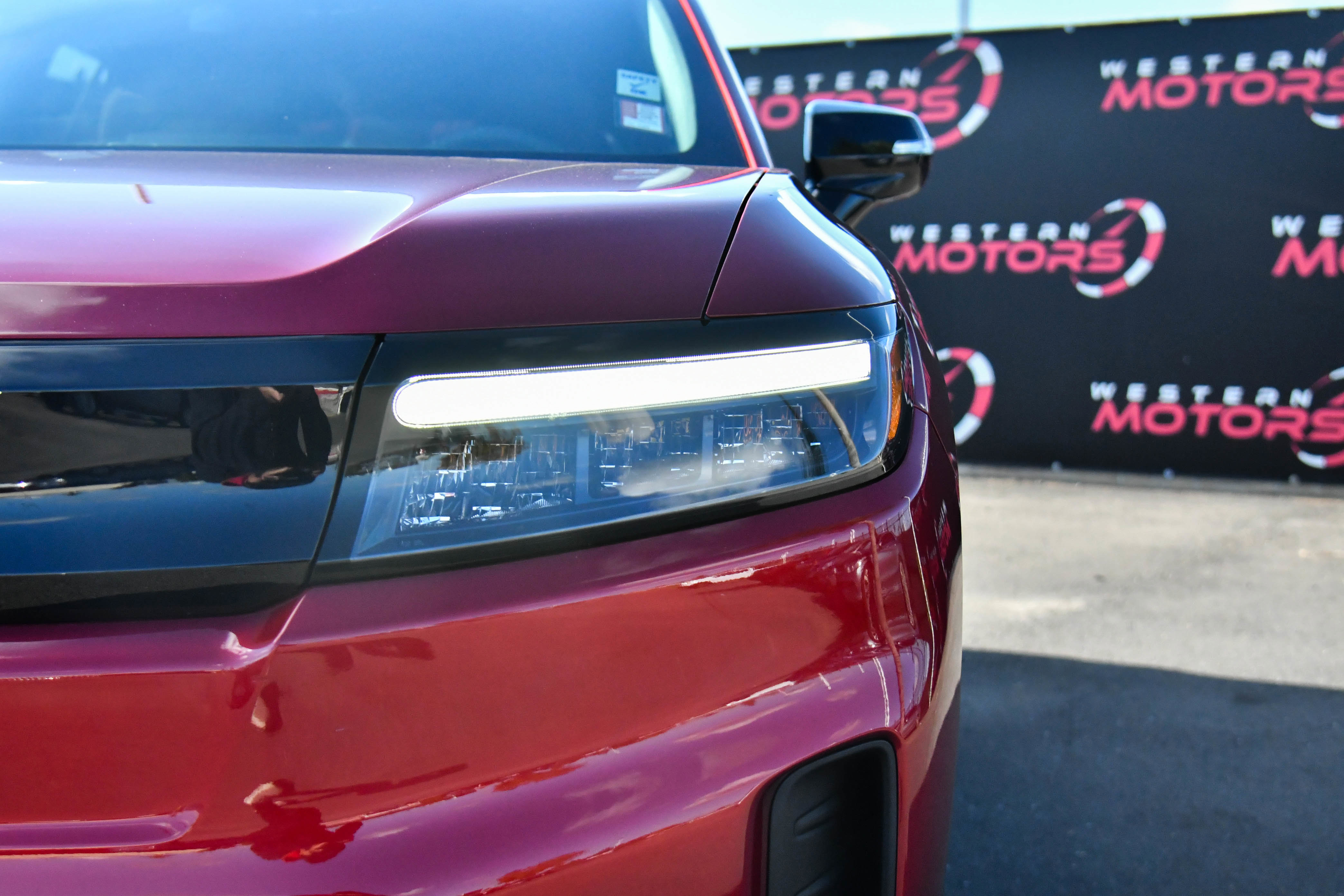 Used 2024 Honda Prologue EX image 11