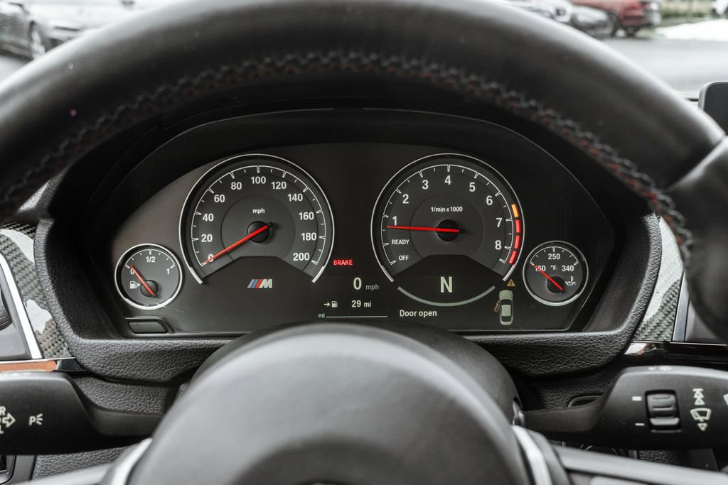 Used 2016 BMW M4 Coupe image 15