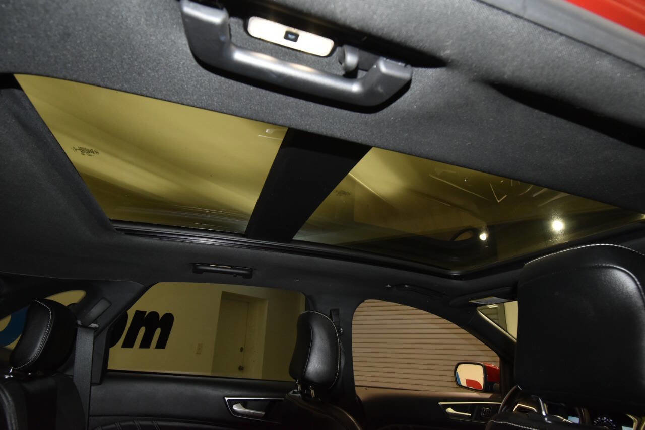 Used 2021 Ford Edge ST w/ Equipment Group 401A image 17