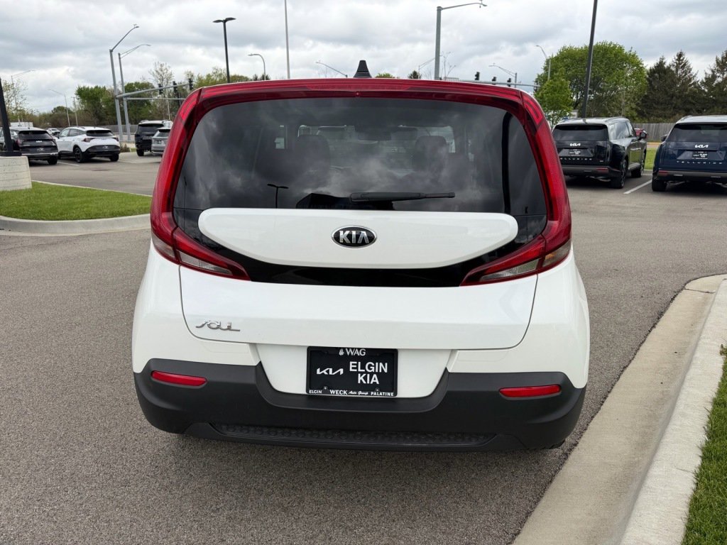 Used 2020 Kia Soul LX FWD image 4