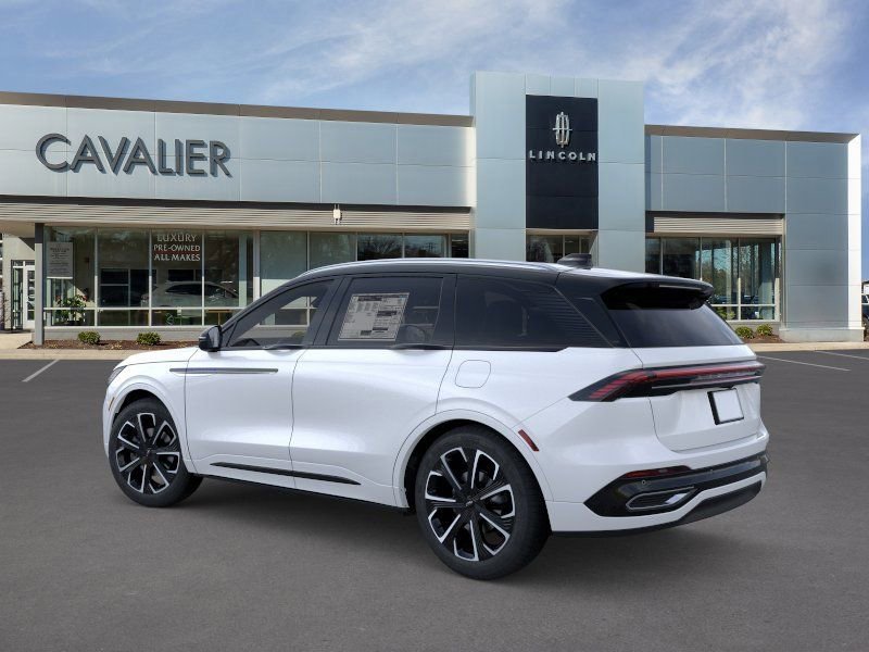 New 2026 Lincoln Nautilus Reserve image 4