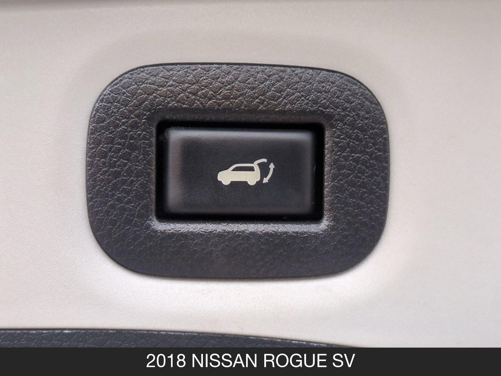 Used 2018 Nissan Rogue SV w/ Premium Package FWD image 25