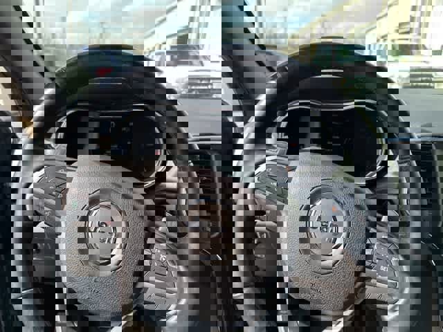 Used 2017 Jeep Grand Cherokee Altitude image 9