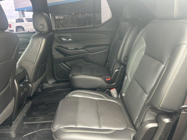 Used 2022 Chevrolet Traverse LT w/ LT Premium Package FWD image 17