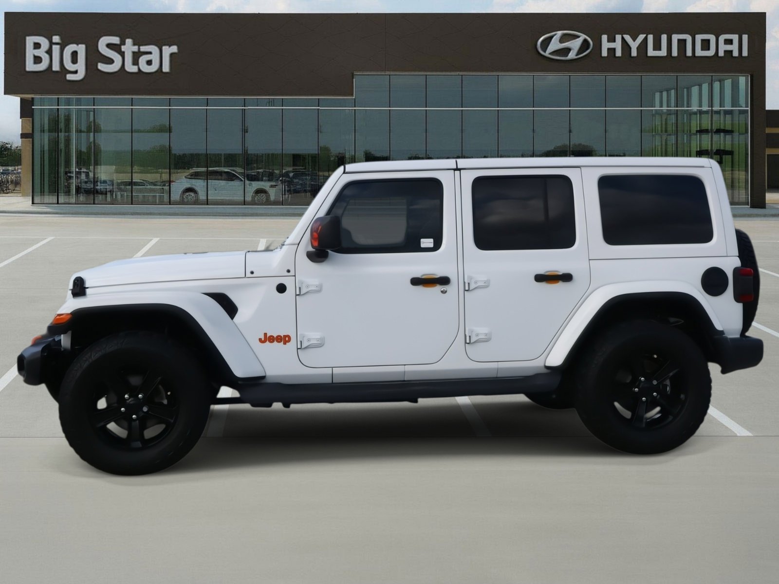 Used 2020 Jeep Wrangler Unlimited Sahara image 2