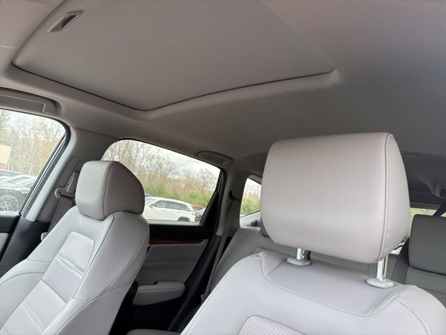 Used 2022 Honda CR-V Touring image 15
