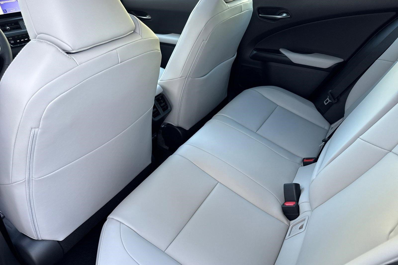 New 2026 Lexus UX 300h FWD image 21