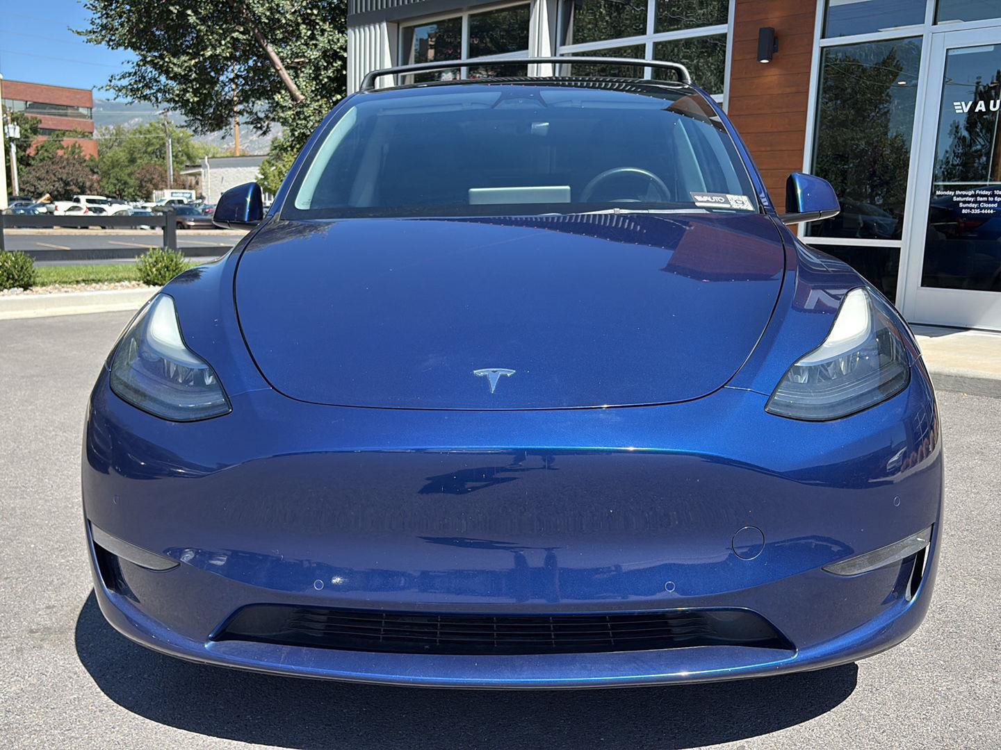 Used 2022 Tesla Model Y Performance AWD/4WD image 3
