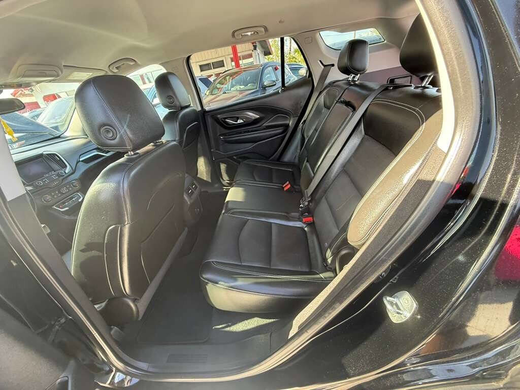 Used 2023 GMC Terrain SLT FWD image 15