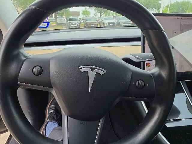 Used 2019 Tesla Model 3 Standard Range Plus RWD image 10