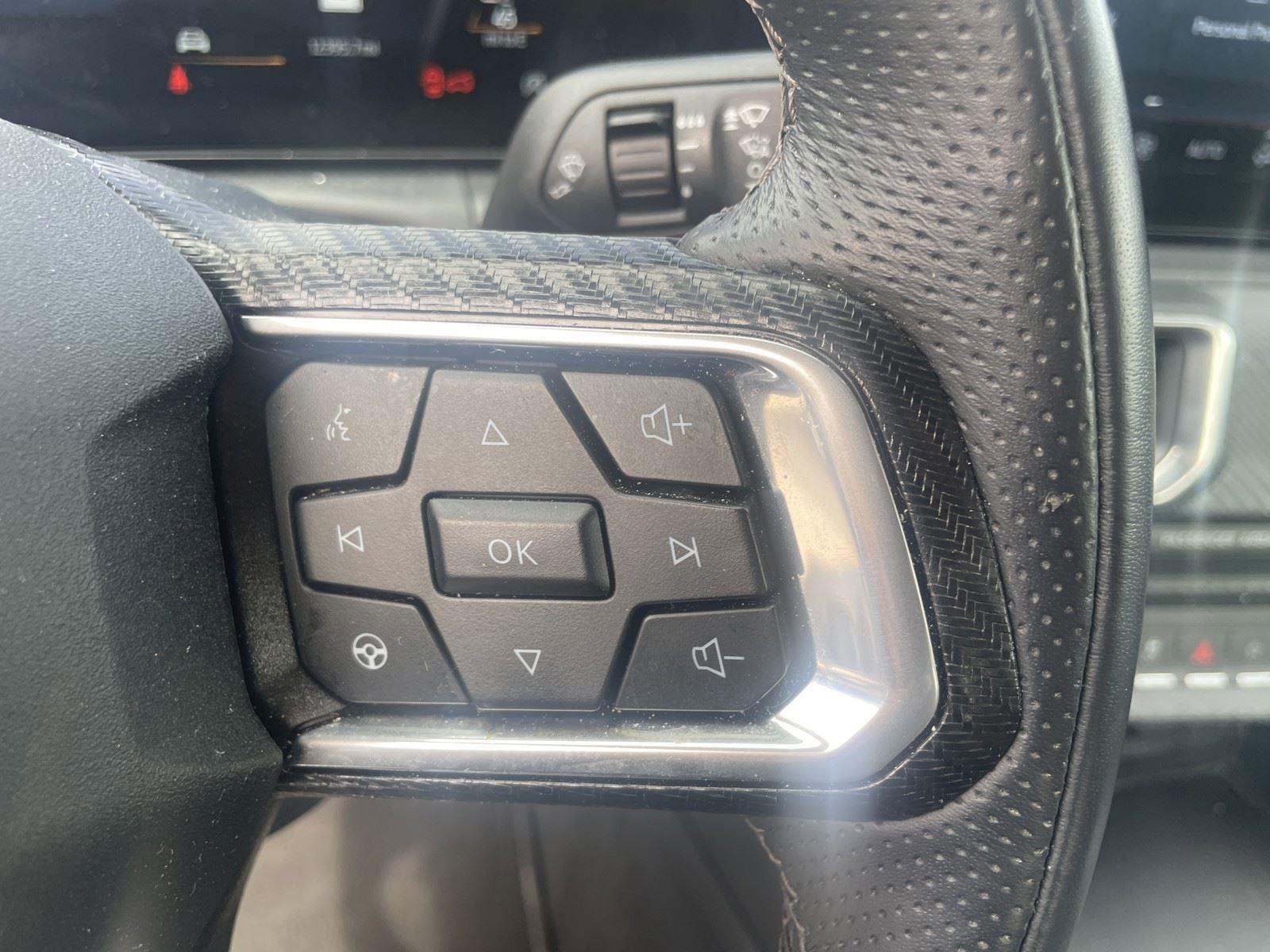 Used 2025 Ford Mustang GT Premium RWD image 16