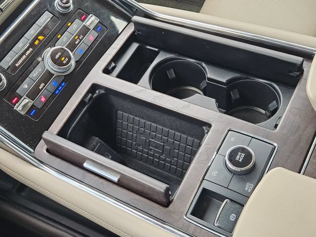 Certified 2024 Lincoln Navigator L Reserve AWD/4WD image 17