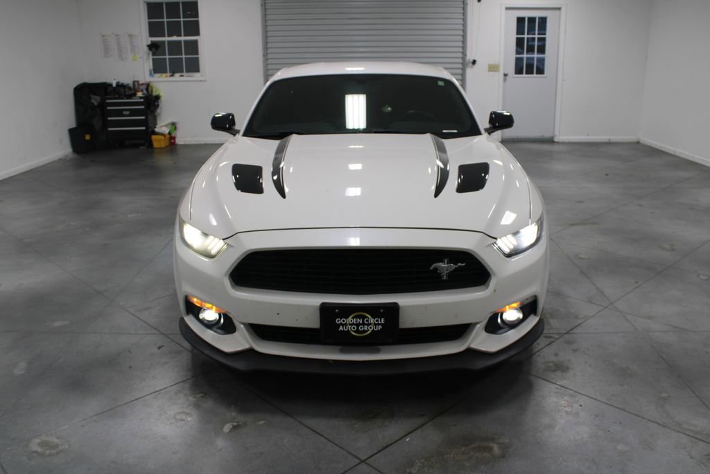 Used 2017 Ford Mustang GT Premium w/ Equipment Group 401A image 3