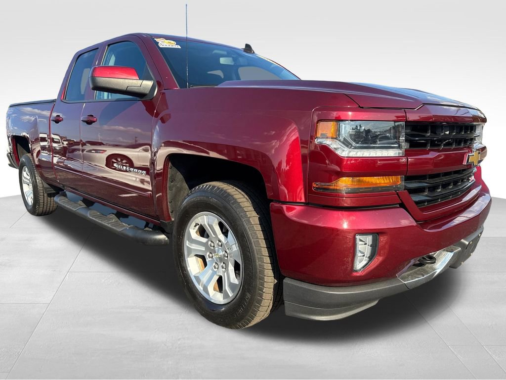 Used 2017 Chevrolet Silverado 1500 LT w/ All Star Edition AWD/4WD image 8