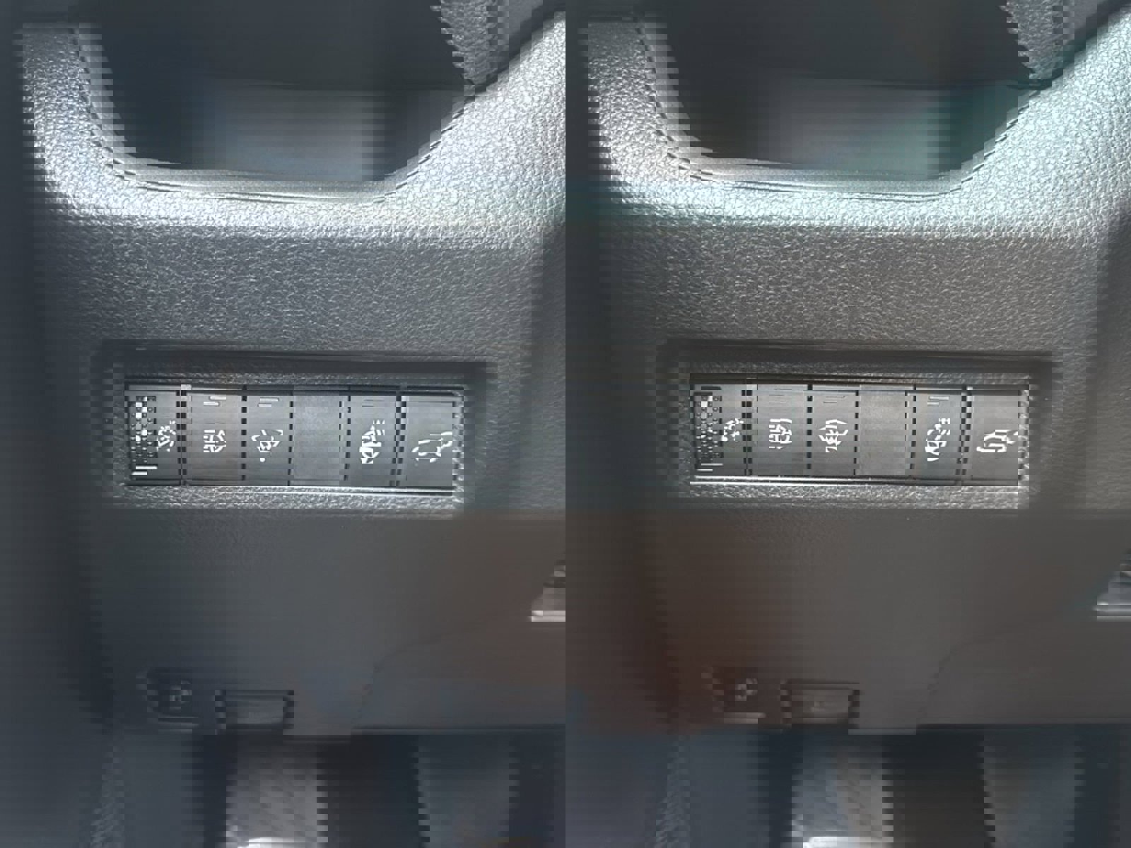 Used 2022 Toyota RAV4 SE w/ Weather & Moonroof Package image 27