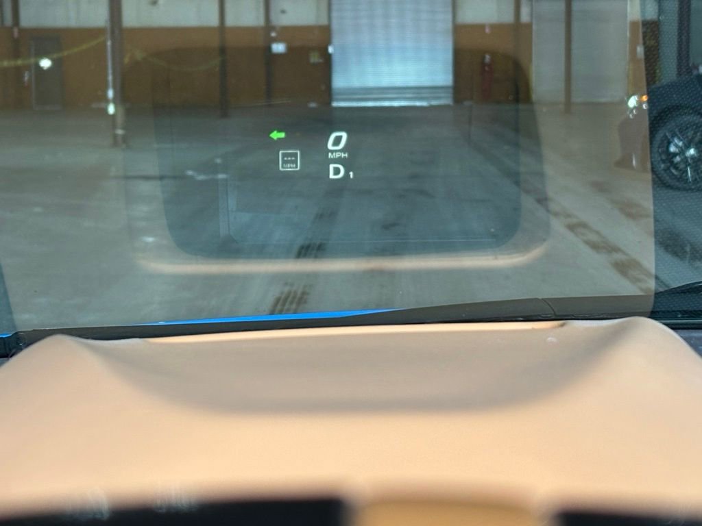 Used 2023 Chevrolet Corvette Stingray Premium Conv w/ Z51 Performance Package image 55