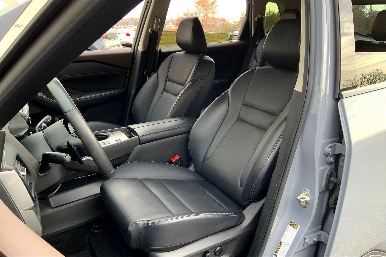 Used 2023 Nissan Rogue SV w/ SV Premium B Package image 24