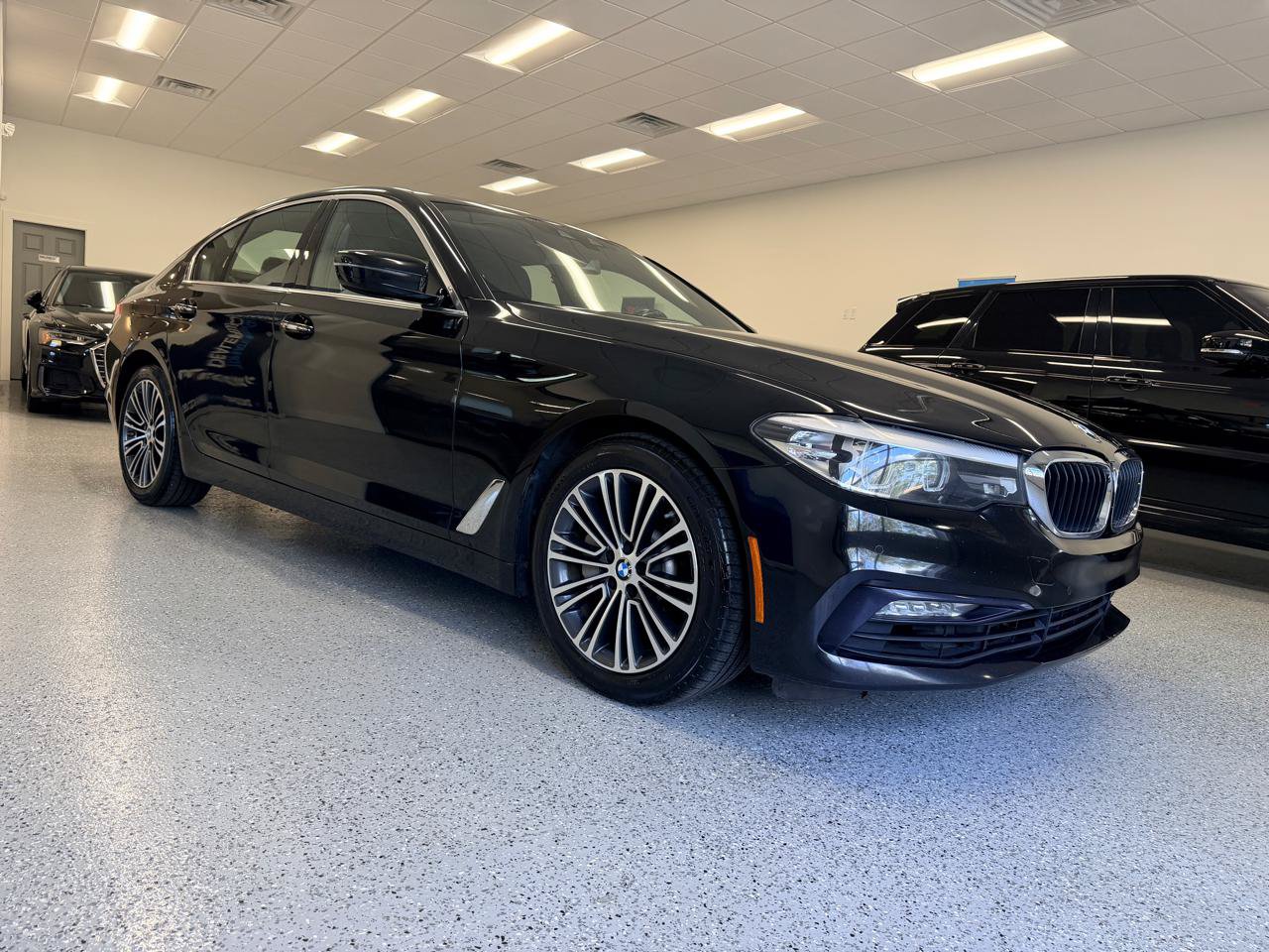 Used 2018 BMW 530i RWD image 12