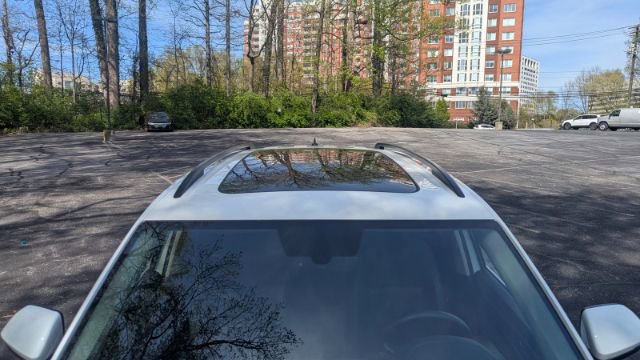 Used 2023 Volkswagen Atlas SE w/ Panoramic Sunroof Package image 17