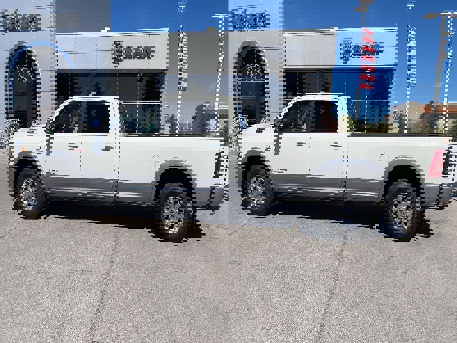 Certified 2022 RAM 3500 Laramie image 10