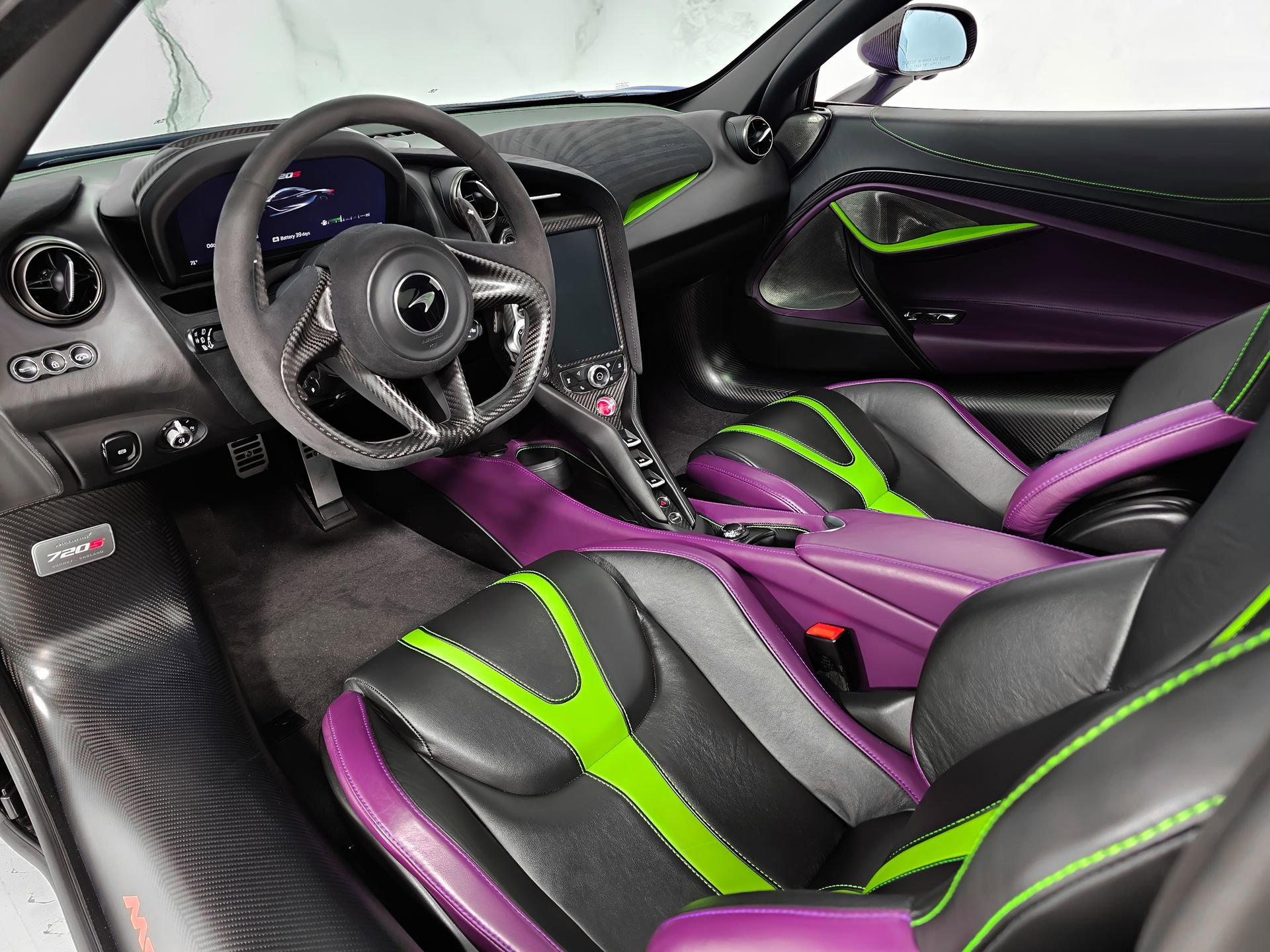 Used 2019 McLaren 720S RWD image 47