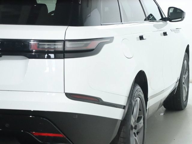 Certified 2025 Land Rover Range Rover Velar Dynamic SE AWD/4WD image 8