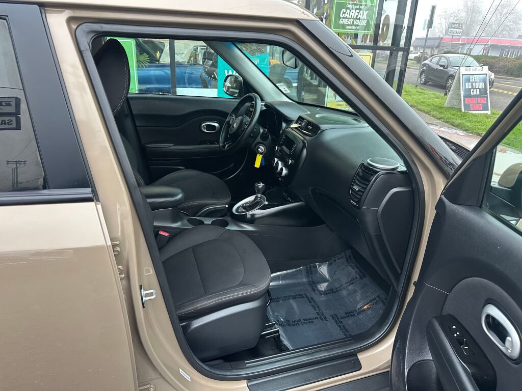 Used 2015 Kia Soul image 13