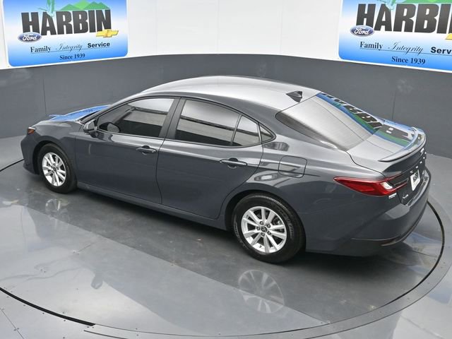 Used 2025 Toyota Camry LE image 22