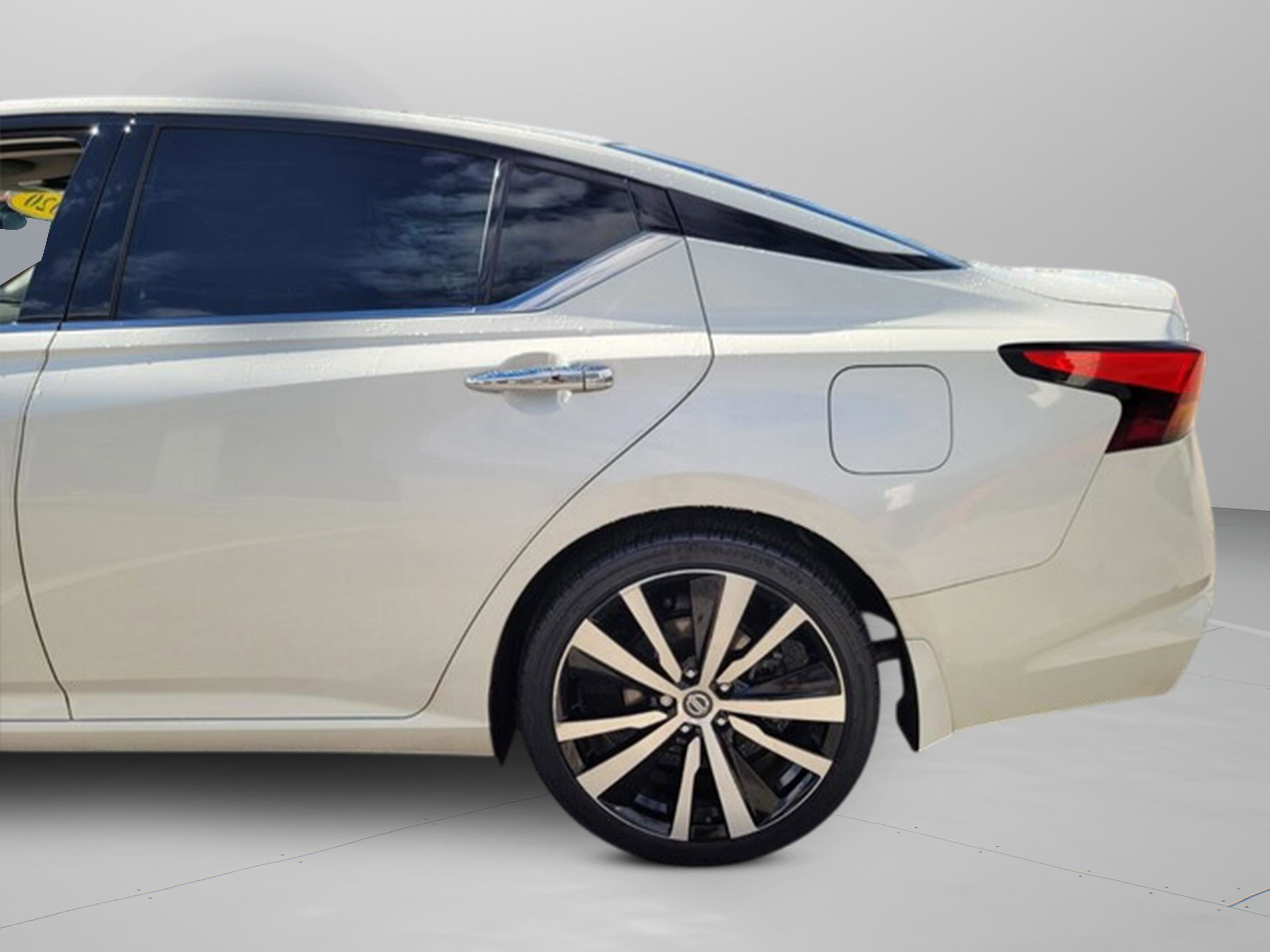 Used 2020 Nissan Altima 2.5 Platinum image 25