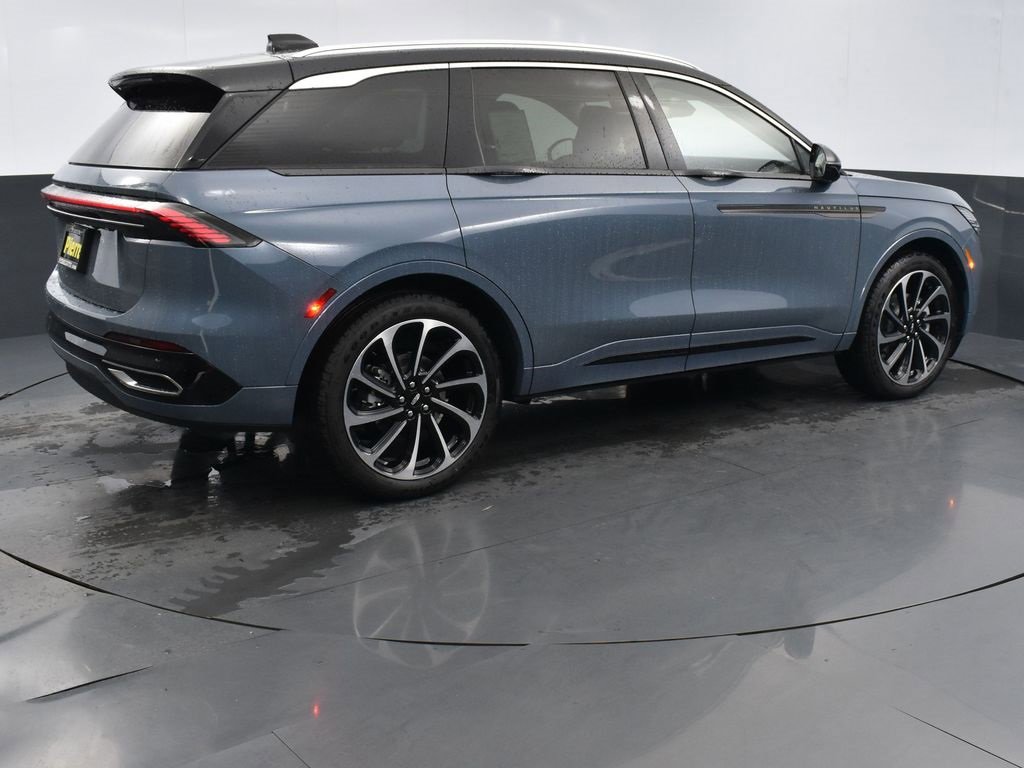 New 2026 Lincoln Nautilus Black Label image 2