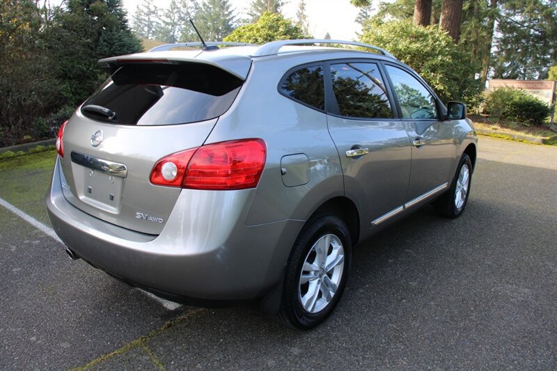 Used 2013 Nissan Rogue SV w/ Premium Pkg AWD/4WD image 3