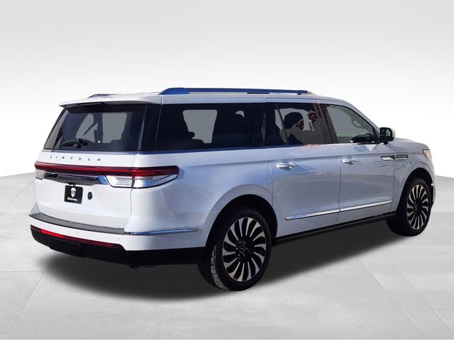 Used 2022 Lincoln Navigator L Black Label image 10