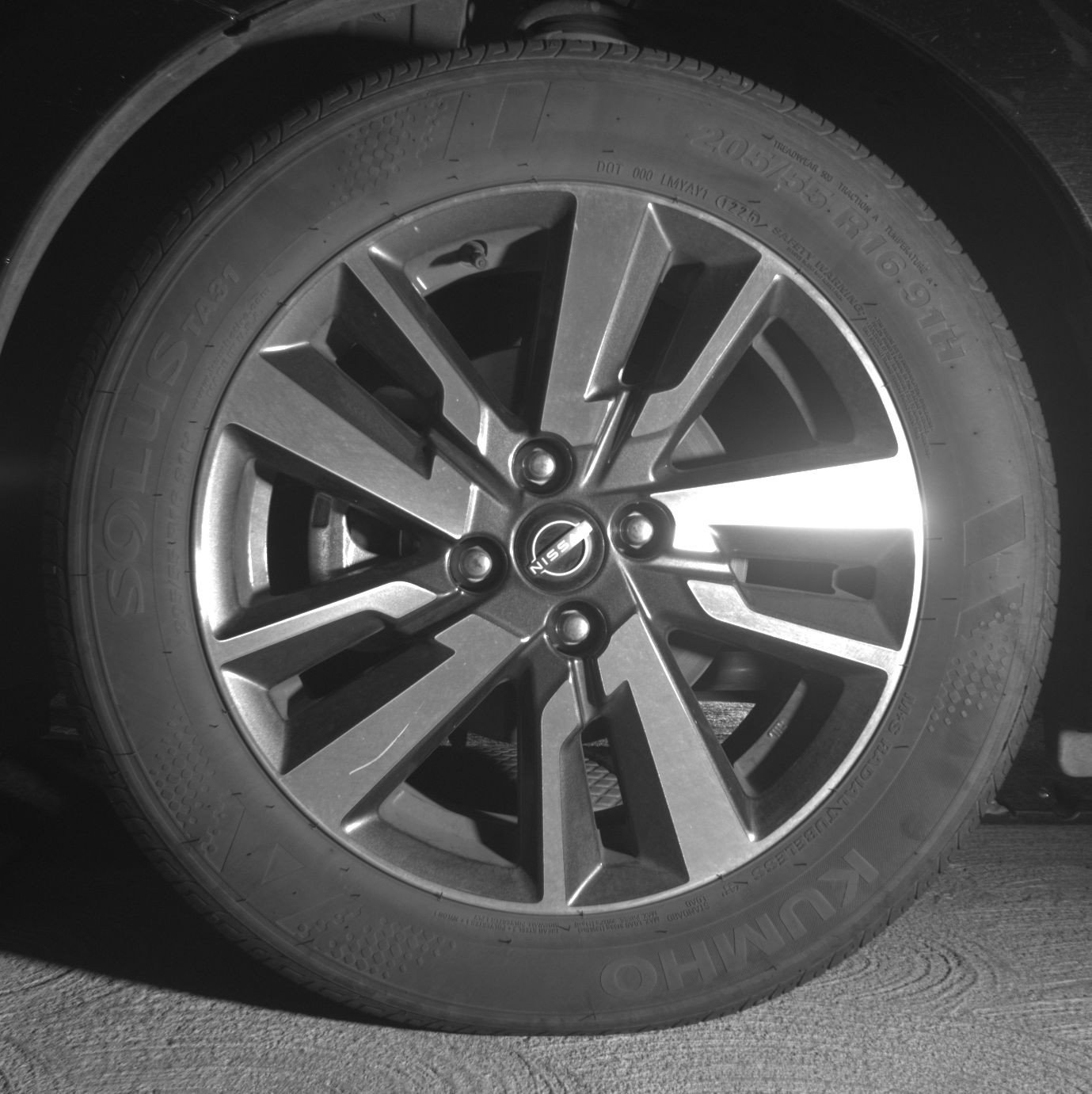 Used 2025 Nissan Versa SV FWD image 12
