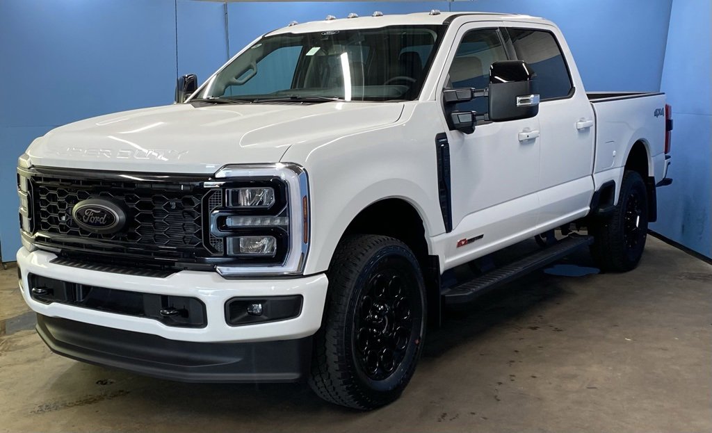 New 2025 Ford F350 Lariat w/ Black Appearance Package image 4
