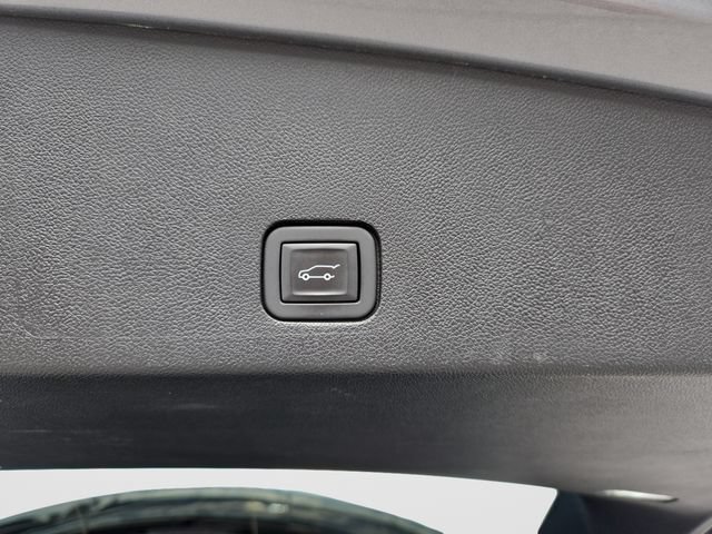 Used 2024 Cadillac XT6 Premium Luxury AWD/4WD image 34