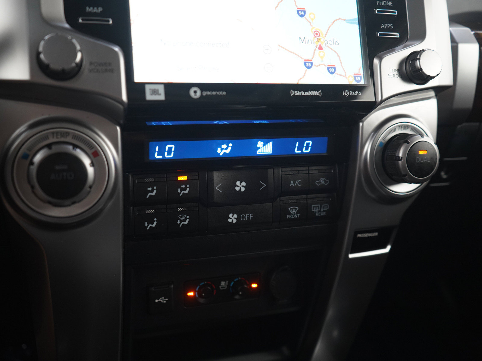 Used 2022 Toyota 4Runner Limited AWD/4WD image 22