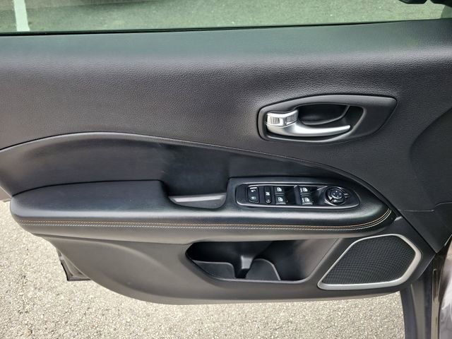 Used 2019 Jeep Compass Latitude image 17