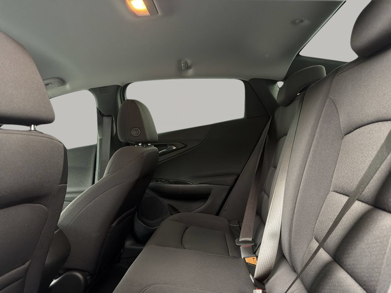 Used 2021 Chevrolet Malibu LS FWD image 16