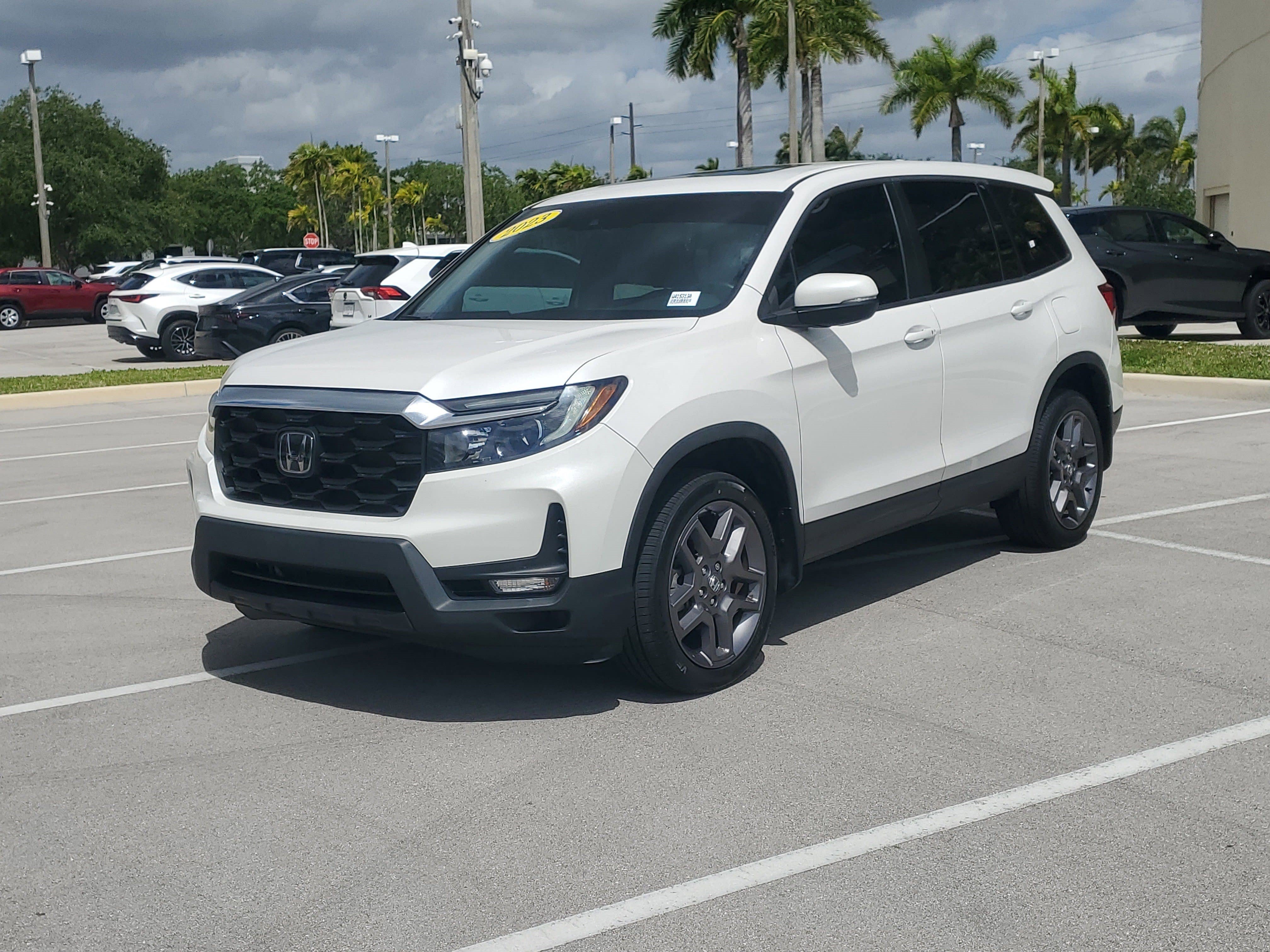 Used 2023 Honda Passport EX-L image 7