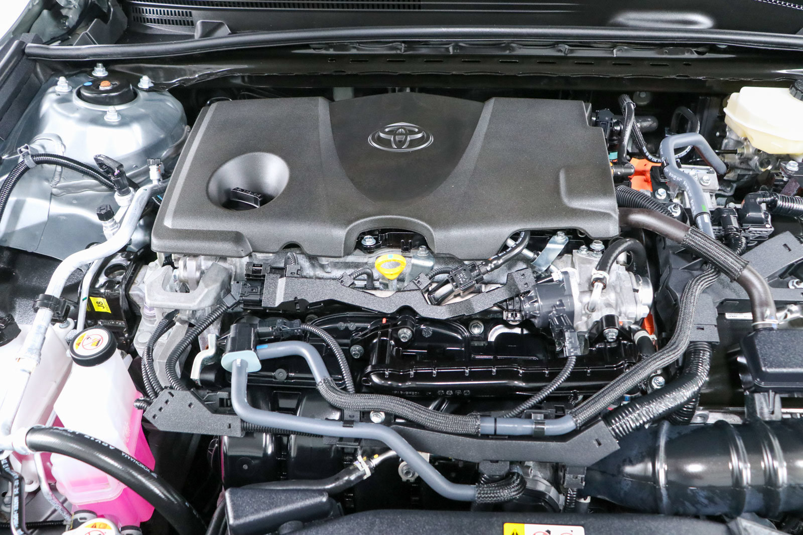 Used 2025 Toyota Camry SE FWD image 28