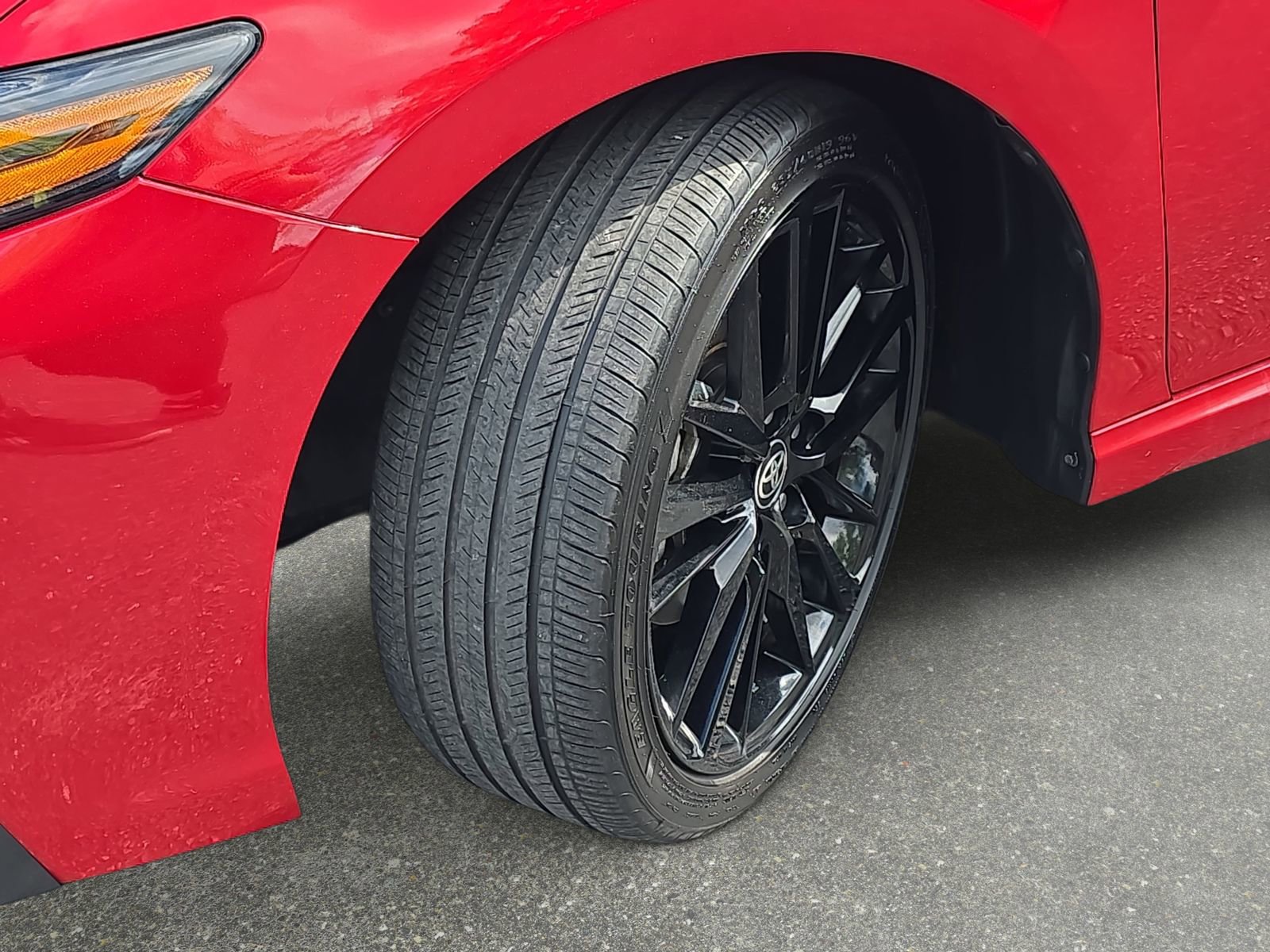 Used 2023 Toyota Camry XSE image 31