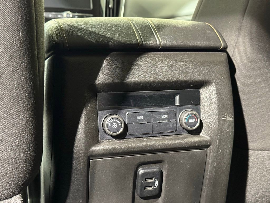 Used 2018 Chevrolet Traverse LS image 20