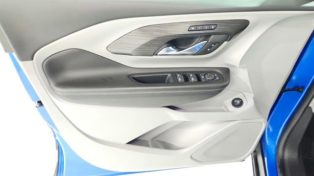 Used 2024 GMC Terrain SLT image 18