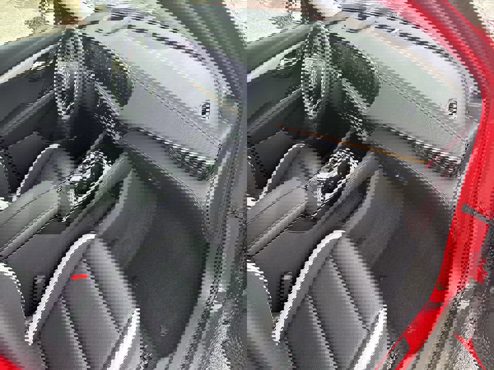 Certified 2025 Buick Envision Sport Touring image 29