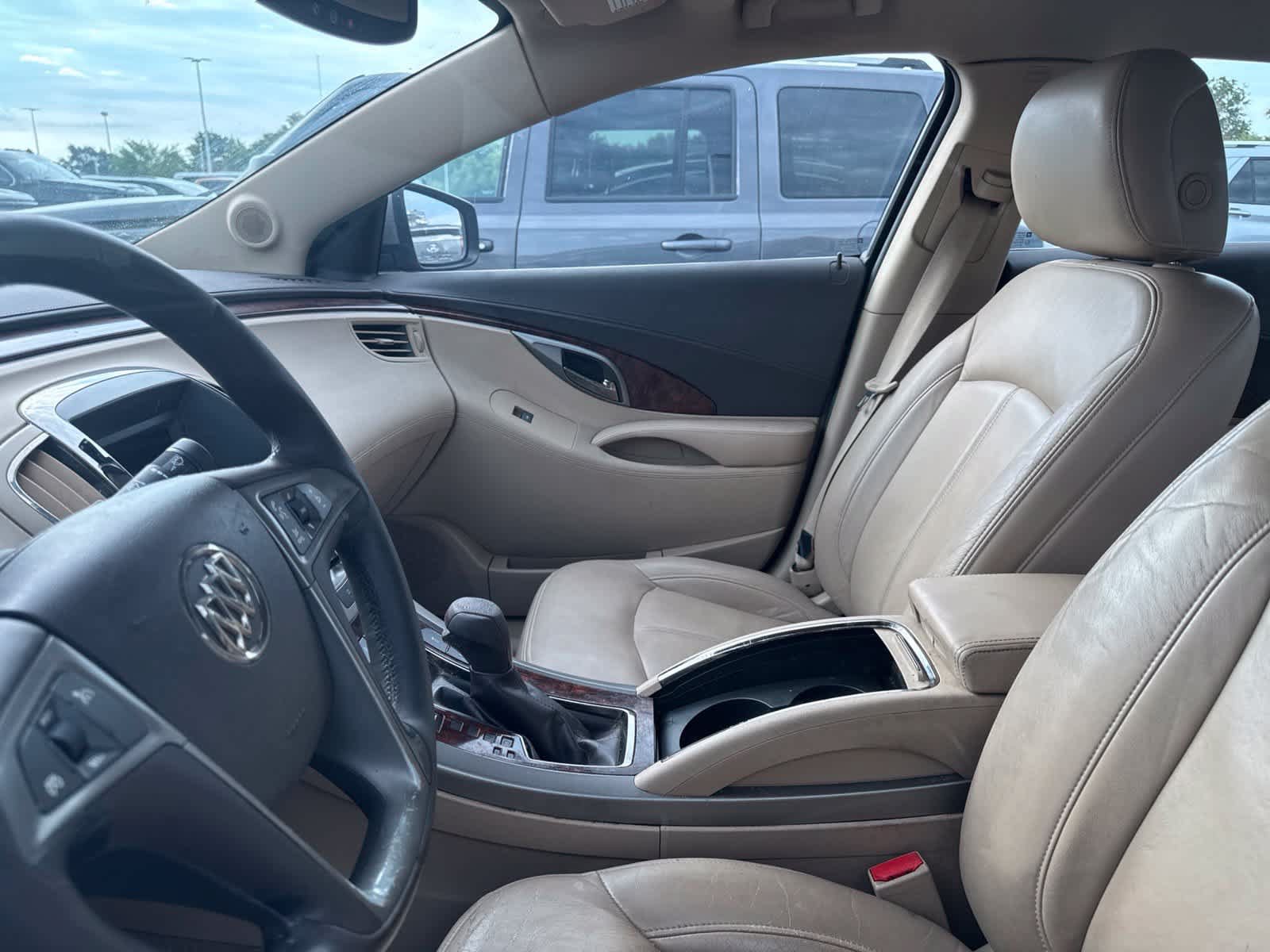 Used 2010 Buick LaCrosse CXL FWD image 31